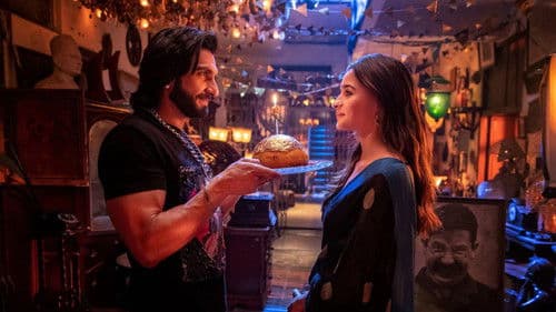 Backdrop do filme: रॉकी और रानी की प्रेम कहानी