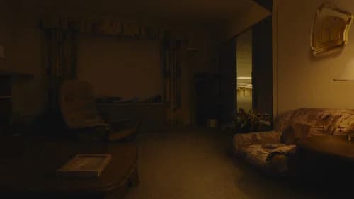 Backdrop do filme: Backrooms: Um Não-Lugar