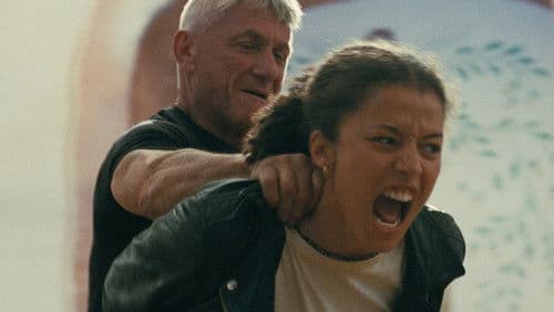 Backdrop do filme: Uma Batalha Após a Outra