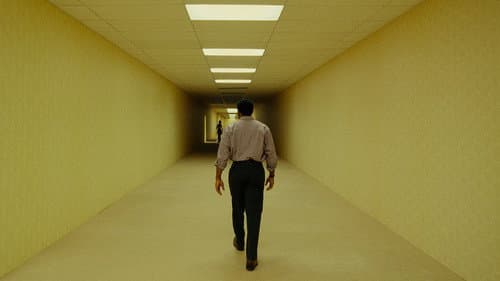 Backdrop do filme: Backrooms: Um Não-Lugar