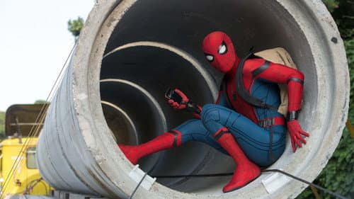 Backdrop do filme: Homem-Aranha: De Volta ao Lar