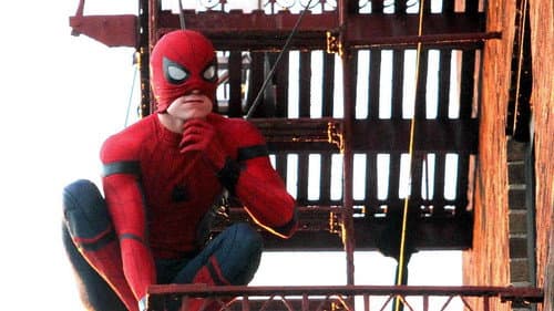 Backdrop do filme: Homem-Aranha: De Volta ao Lar